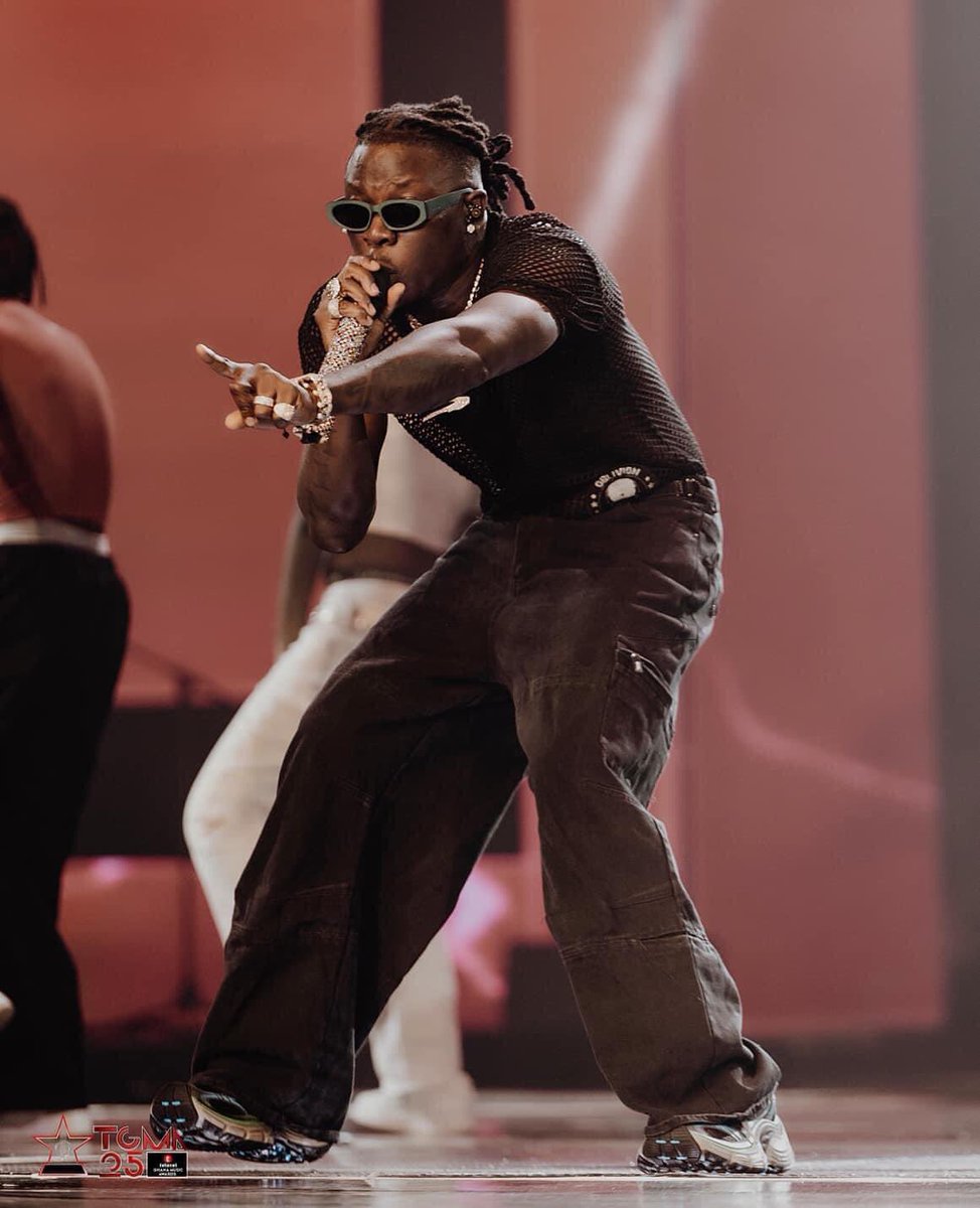 🚨Tomorrow Is The Day For The Big Vibes Only As The Reigning TGMA AOTY, 1GAD (<a href="/stonebwoy/">THE TORCHER</a>) Will Be Performing At 𝐋𝐢𝐦𝐚𝐧 𝐇𝐚𝐥𝐥 𝐀𝐫𝐭𝐢𝐬𝐭 𝐍𝐢𝐠𝐡𝐭 At The Limann Forecourt In University Of Ghana, Legon Campus!

Come Witness The Energy And Vibes From The African