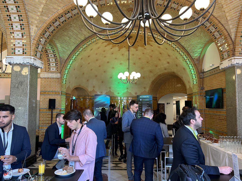 Kicking off ACCESS EU at <a href="/euronext/">Euronext</a> Amsterdam in a few minutes! 🇳🇱 

⏰ We’re reporting LIVE from the event - can’t join us IRL?

🧵Stay connected right here 👇 #HalbornAccess