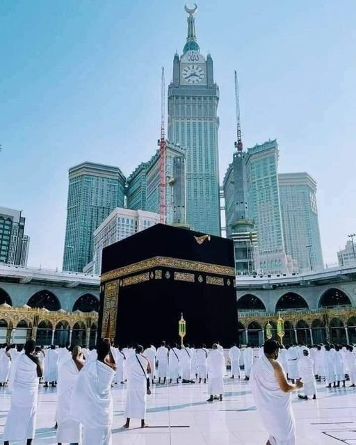 KhNajmusSakib's tweet photo. #আস_সালামু_আলাইকুম
 #শুভ_দুপুর_বেলা 

প্রতিটা মানুষ হাসি আনন্দে দিন কাটাচ্ছে, অথচ মৃত্যু তার জুতার ফিতার চেয়েও নিকটে...!!!

(#সহিহ_বুখারী-১৮৮৯) https://t.co/Y7JZbRE4B7