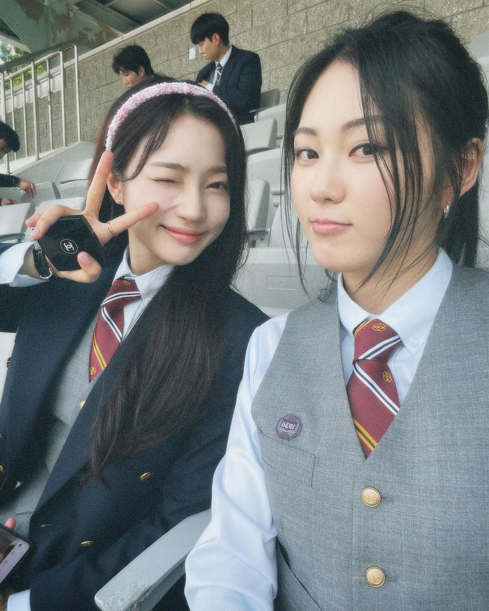 Eunbin. tweet media