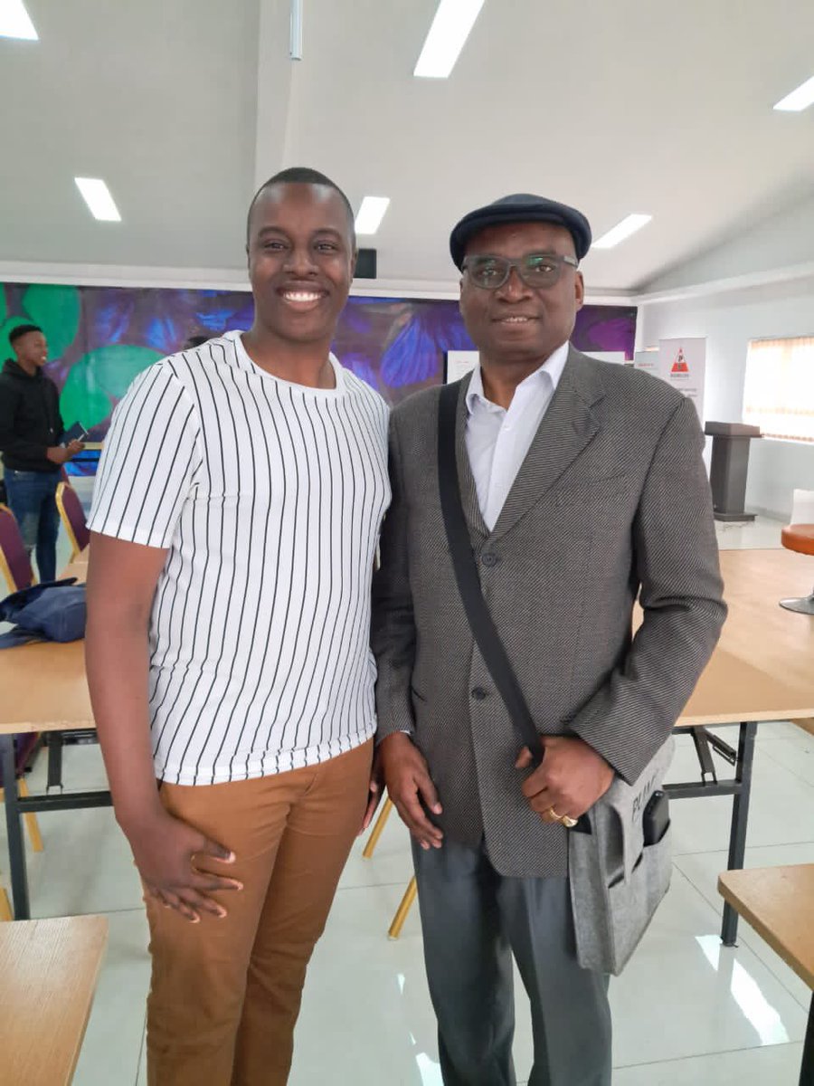 MrBrown_MoB's tweet photo. #GreatFridayMovement honors
Ladies and gentlemen #FridayMovement presents the future to you
Musawenkosi Raymond Chiwawa Dzheka aka Musa aka Nzou veFinance
#FridayMovement previously celebrated long practical tangible exploits but at times we see the future https://t.co/wt0x48Nz8j