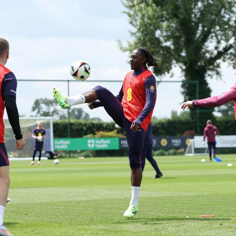 CPFC's tweet photo. Eze 🌟
Wharton 👌
Henderson 🧤
Guéhi 👊

A look at their England careers so far 🦁