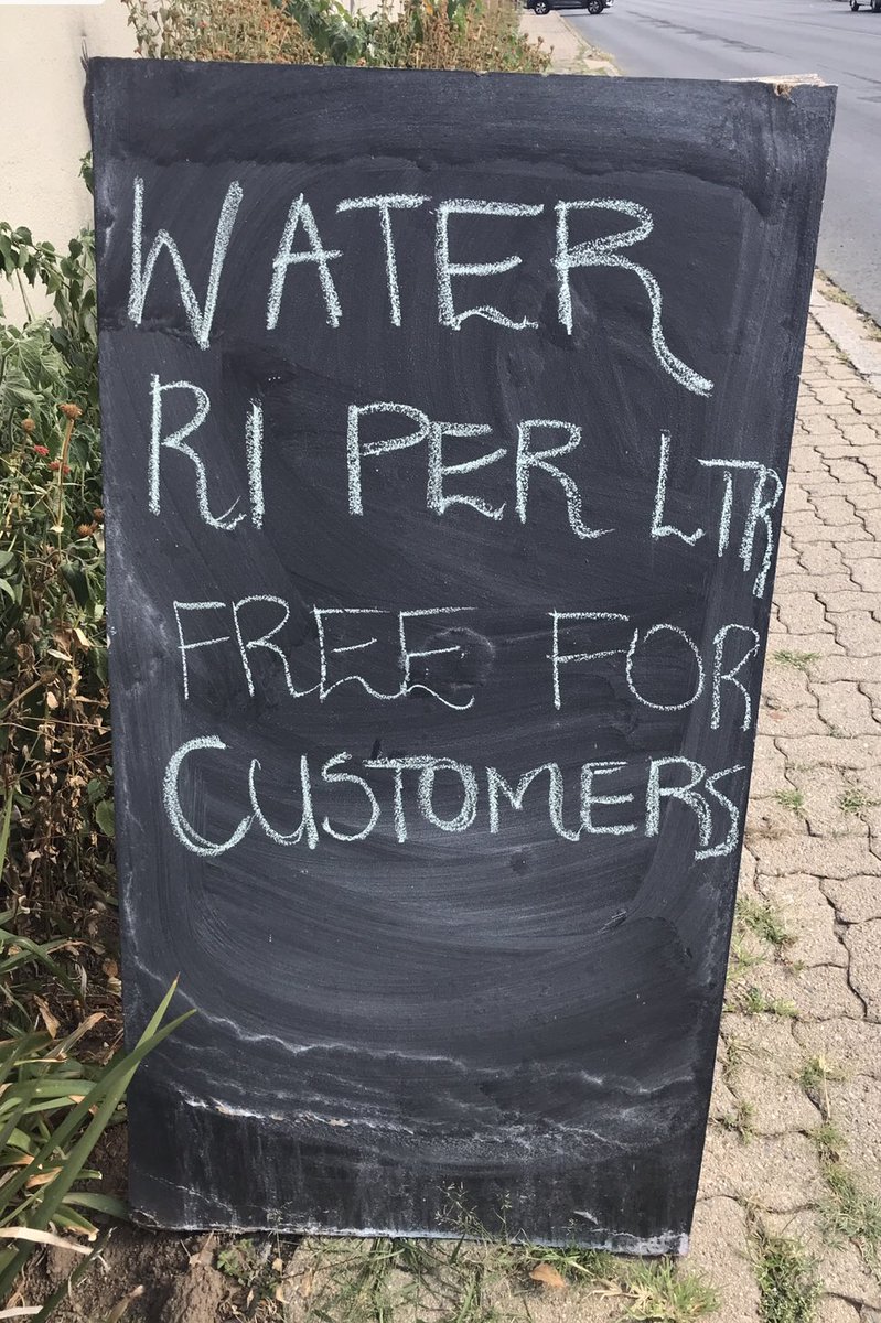 Phoenixbar2's tweet image. #ferndale #water #randburg #joburgwater
Hi Randburgers….

2 Day Water Interruption….
Phoenix Bar
363 Main Aveneu, Ferndale
Off - Grid….

Come have a coffee or Glüwhein &amp;amp; fill up
