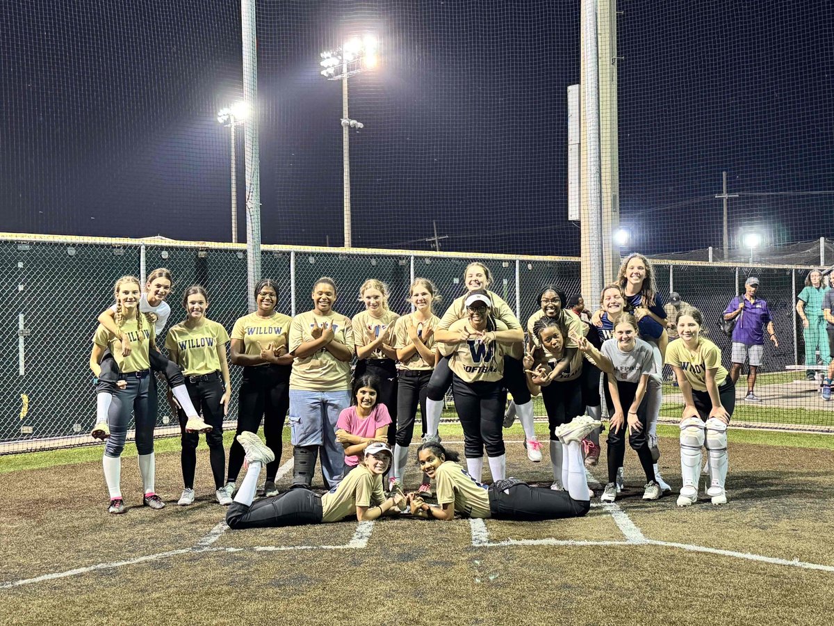 Summer League Softball # SurrenderTheMeForTheWE <a href="/CoachDonnieXULA/">Donnie Russell</a>