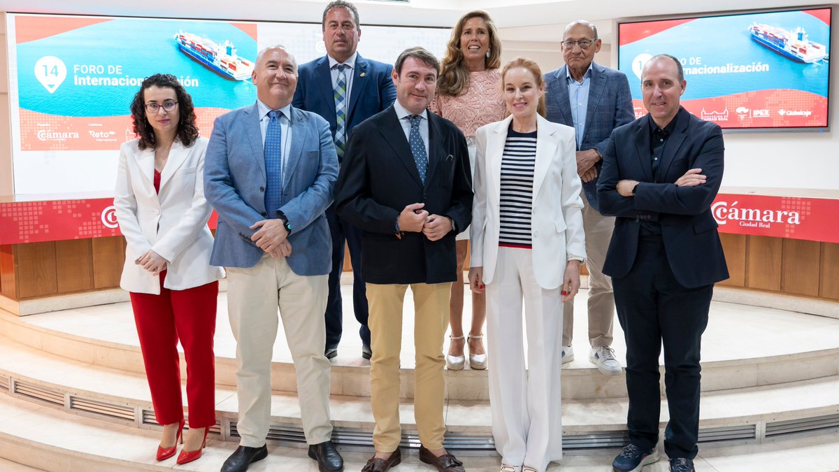 Este 14º Foro de Internacionalización de la <a href="/camaracr/">Cámara de Comercio de Ciudad Real</a> resultó de lo más fructífero, gracias a las experiencias de éxito en mercados exteriores que compartieron las empresas participantes: <a href="/GrupoOsborne/">GRUPO OSBORNE</a> <a href="/INESROSALESsau/">Inés Rosales SAU</a> @Miguel_Bellido y #Simón.