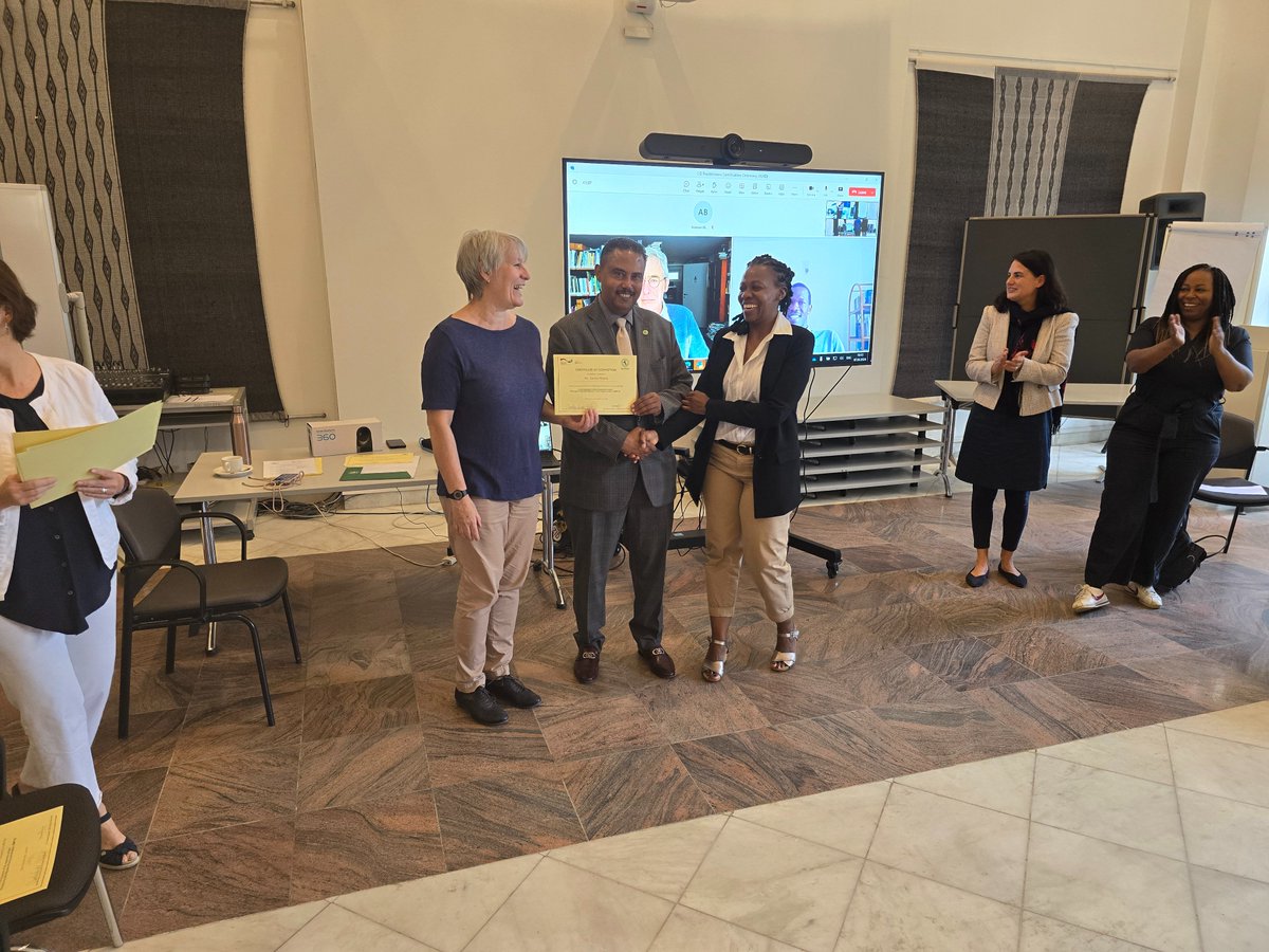 AbebeMuluneh's tweet photo. On behalf of H.E Dr. Workneh ES of IGAD and my capacity,  together with H.E Dorothee Hulter, GIZ Country Director for Ethiopia/Djibouti I  handed over the certificate of successful completion of OD course for IGAD staff organized by GIZ. I suggest to  continue the training. https://t.co/wEkvpC8aKh