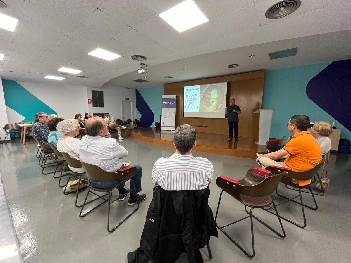 SeniorLab's tweet photo. 💡Arrenquem el mes de juny treballant en nous projectes d’innovació apassionants!

🏡Un d'ells sobre models d’habitatge compartit per combatre la soledat no desitjada.

Coneixeu alguna iniciativa al respecte❓❓
Us llegim als comentaris!

#SeniorLabReus #EnvellimentActiu #Reus https://t.co/yTRppXoEru