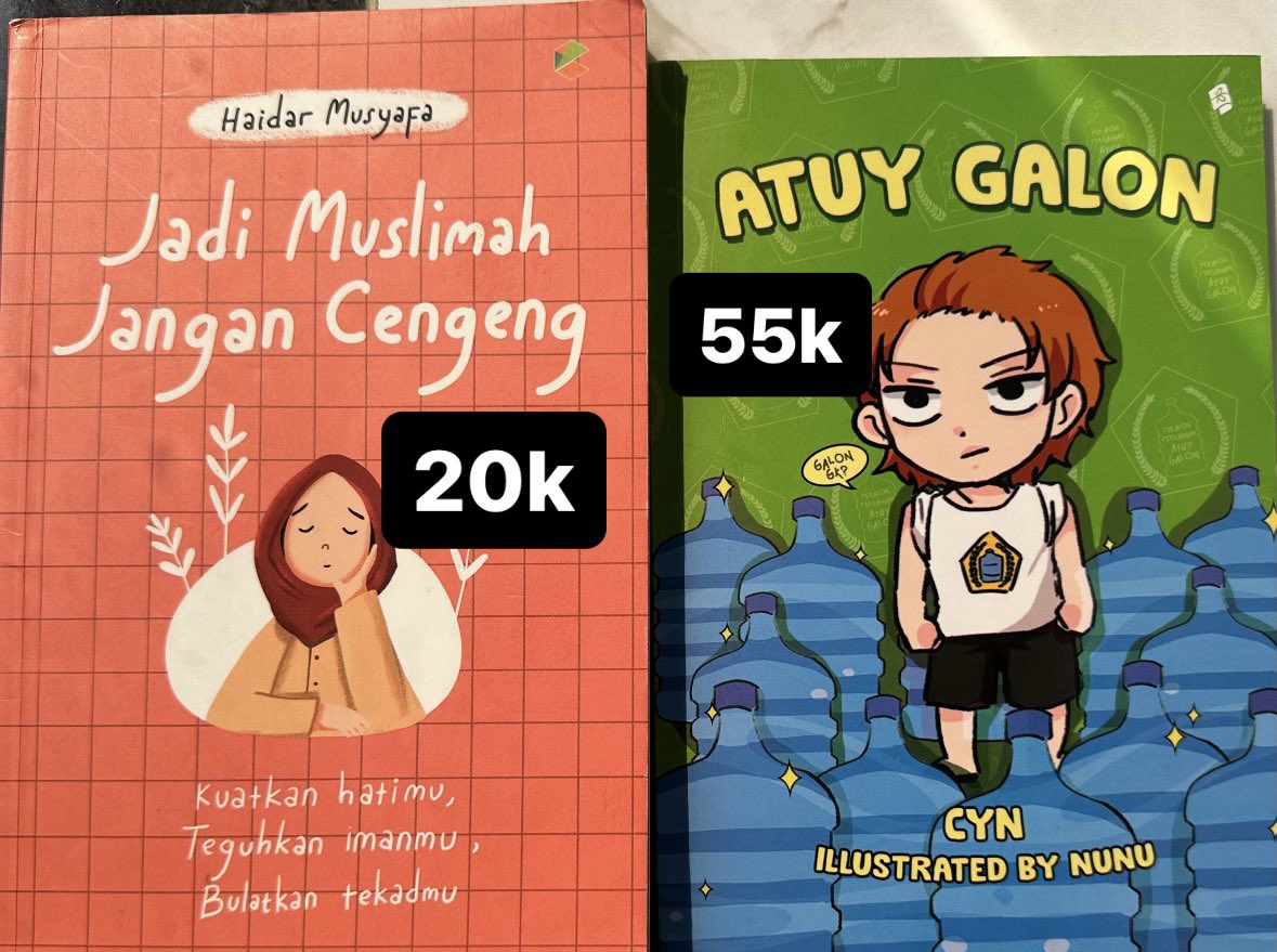 breadrwol's tweet photo. haii guys ini untuk harga harga novel dan komik nya yaa kalo mau tanya condi atau nego harga bisa langsung dm🫰🏻 https://t.co/WfAiyZ8vjt