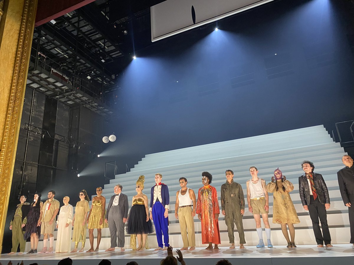 Damien Thomas tweet media