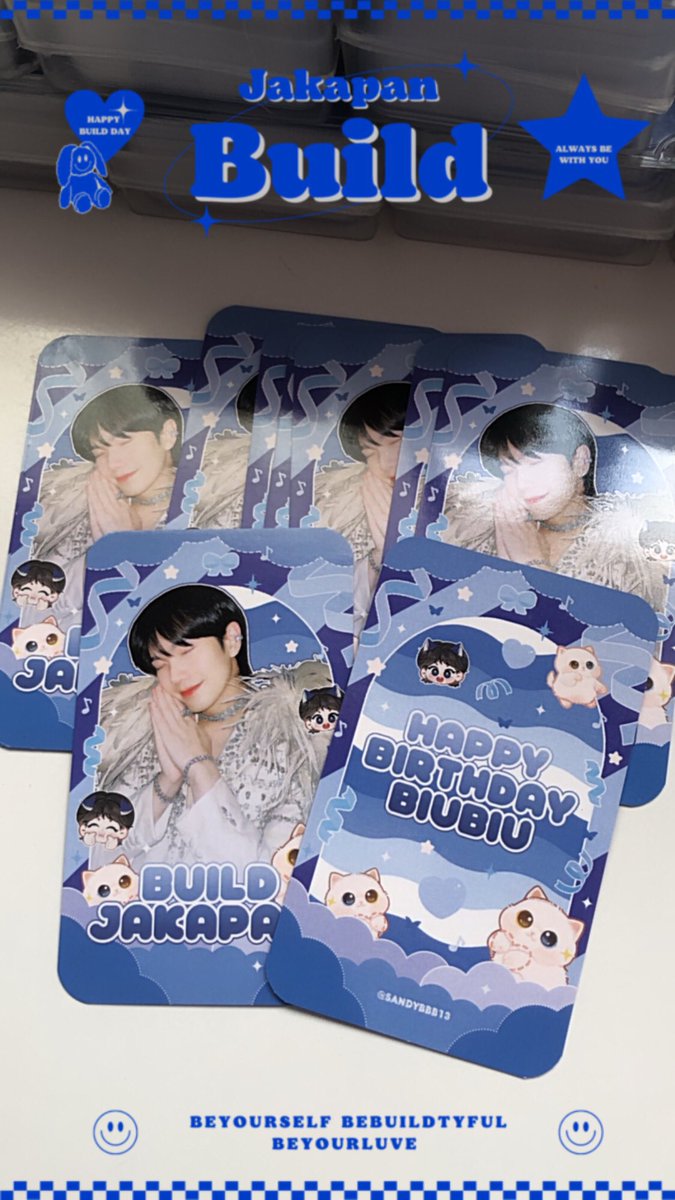 sandybbb13's tweet photo. Sắp tới mình có đi chụp ảnh photobooth frame của Biu 😝 mình có cbi bé card này tặng cho các bạn , ai có đến chụp thì hú mình để mình gửi card cho các bạn ạ☺️
⏰:  09/06/2024 
📍: Vạn Hạnh Mall 
DJ JKP OFFICIALLY 30
#บิว30ปีหืมมมเอาเรื่อง
#BuildJakapan #Beyourluve https://t.co/9fXdfumKy0