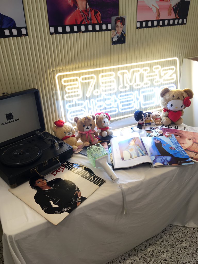 jun6eth's tweet photo. 역시 믿고 보는 초케 님 사진 (ˊ̥̥̥̥̥Ⱉˋ̥̥̥̥̥)

#LOVE66_zip
#사랑해찬_zip https://t.co/cF7v0FpbPP