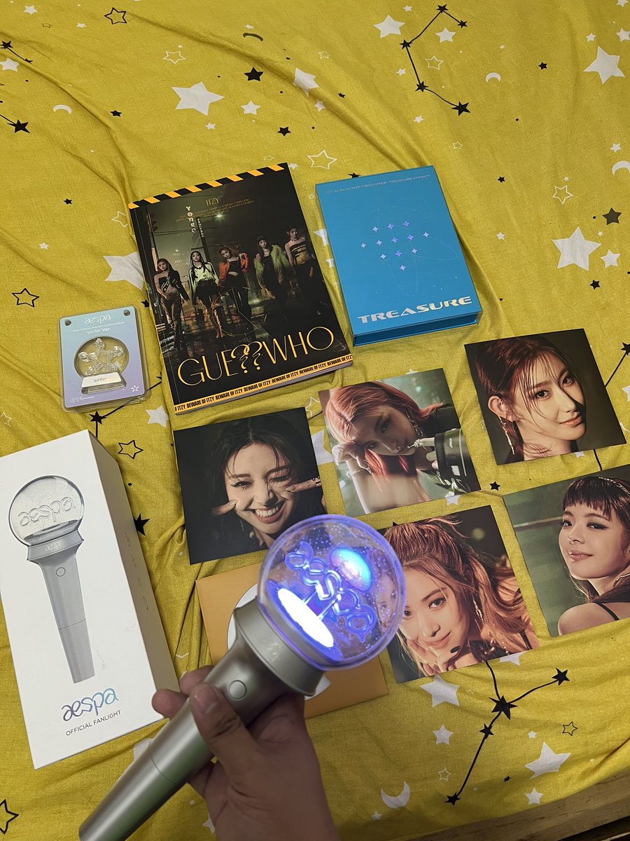 pidjoeng's tweet photo. wts / lfb ph

loc. Ortigas or Valenzuela (pwede meet up)

aespa lightstick with emblem star ( winter ) ⭐️ 

₱1400 pm moko pag usapan natin!

freebies
album itzy guess who (free)
album treasure (free)

pls help @aespamarketph @aespaRT_ https://t.co/YTXuYdlDqG