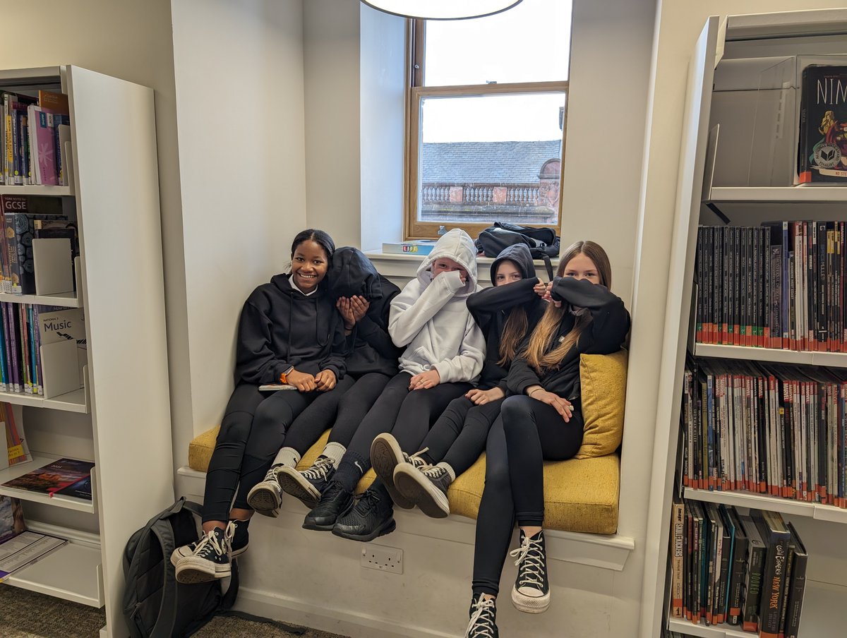 RHS English & Library tweet media