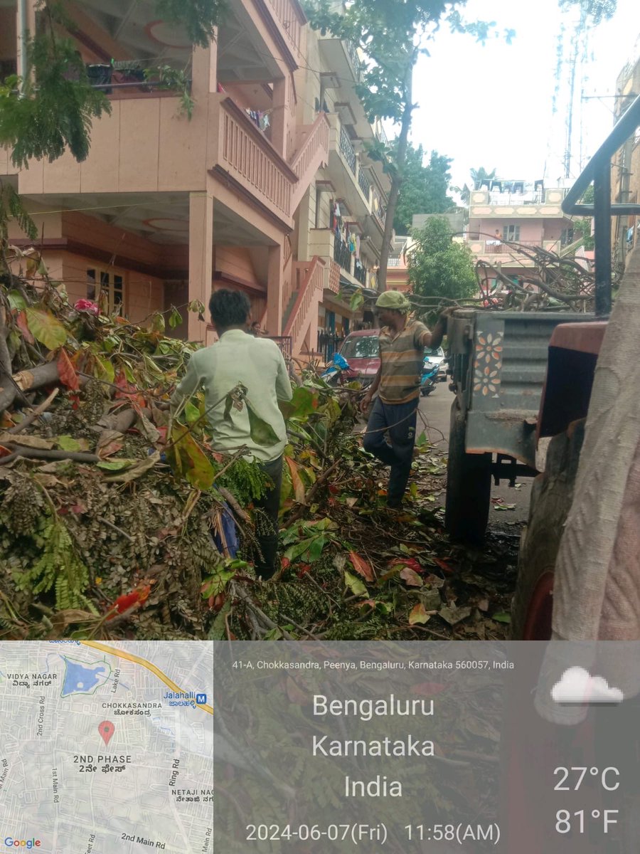 BCCCofficial's tweet photo. Cleared fallen branches today by our #bbmpforest dept team in ward 41 and 39 in Dasarahalli constituency, Dasarahalli zone.
#BBMPCares #bruhatbengalurumahanagarapalike #BBMP #dasarahalli #bbmpchiefcommissioner
@BBMPCOMM @BBMPSplHealth https://t.co/aEr8S5s5GL