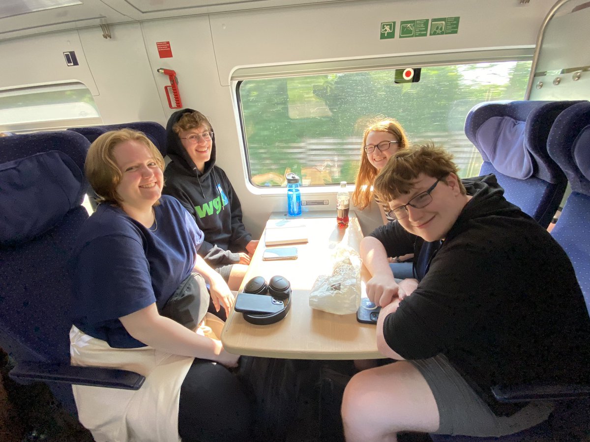 Herr Mathias tweet media