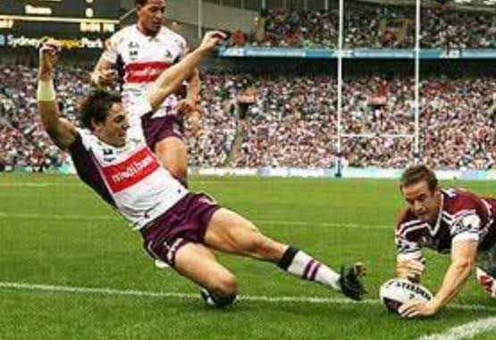 speedy_adz's tweet photo. This is how Billy Slater used to try stop his opponents 🤫 https://t.co/DtiWnbt2oA