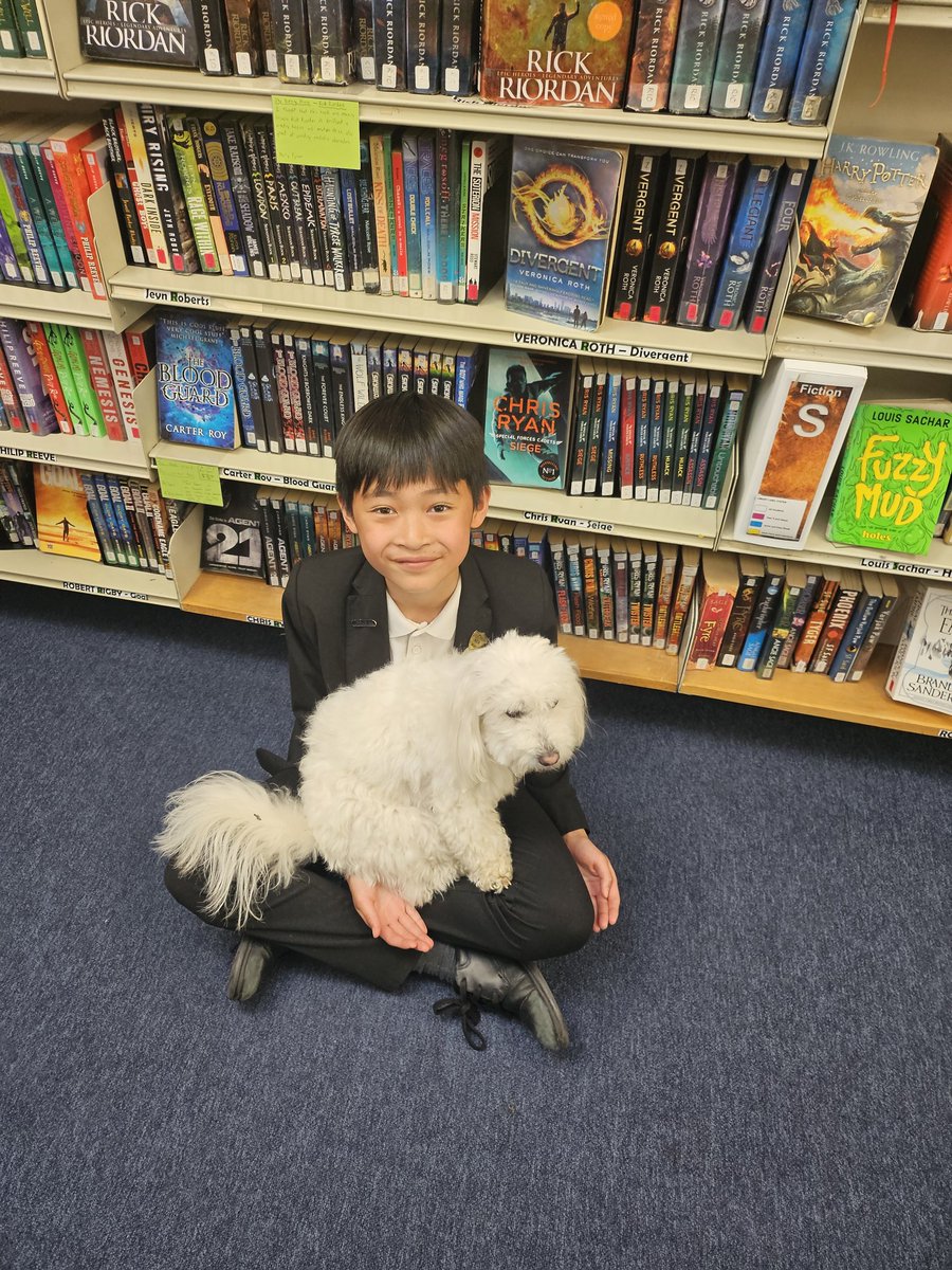 birinus_st's tweet photo. Welcome to the library team Jayden. He has finished his training and now has his student librarian badge 🙂 https://t.co/UdEqZztPzj