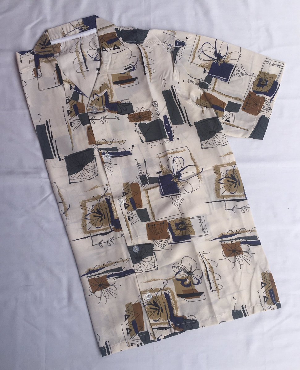 veenqx's tweet photo. Price: 8k 
Size: XL. https://t.co/QkofxTC81X