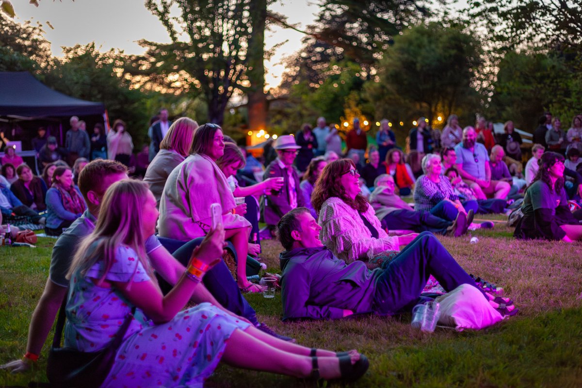 When Next We Meet (@whennextwe_meet) on Twitter photo Ye Vagabonds playing to a sun-drunk audience as night fell on When Next We Meet Day 1. Magic ✨💫
<a href="/TipperaryArts/">Tipperary Arts Office</a> <a href="/HotelRaheen/">Raheen House Hotel</a> <a href="/yevagabonds/">Ye Vagabonds</a> #WNWM24 Ye Vagabonds playing to a sun-drunk audience as night fell on When Next We Meet Day 1. Magic ✨💫
<a href="/TipperaryArts/">Tipperary Arts Office</a> <a href="/HotelRaheen/">Raheen House Hotel</a> <a href="/yevagabonds/">Ye Vagabonds</a> #WNWM24