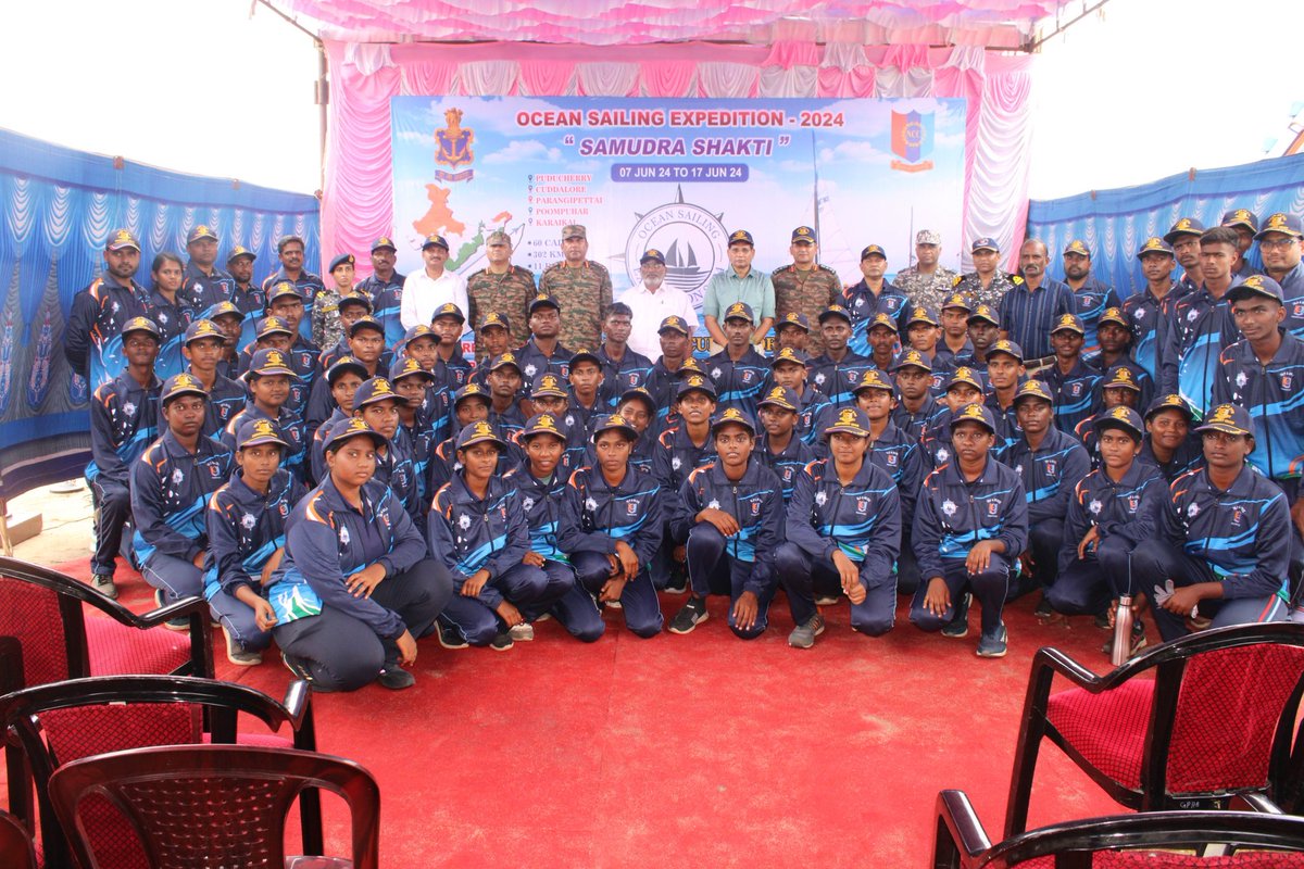 NCCDte_TNPAN's tweet photo. The event was flagged off by Mr Bhaskar Dakshinamurthy, MLA on behalf of CM, Puducherry and Shri AR Talwade, Secretary Youth Welfare and Sports.#belimitless @HQ_DG_NCC @Def_PRO_Chennai @PIB_India @indiannavy @IndiannavyMedia https://t.co/p0E8cZ26Nj