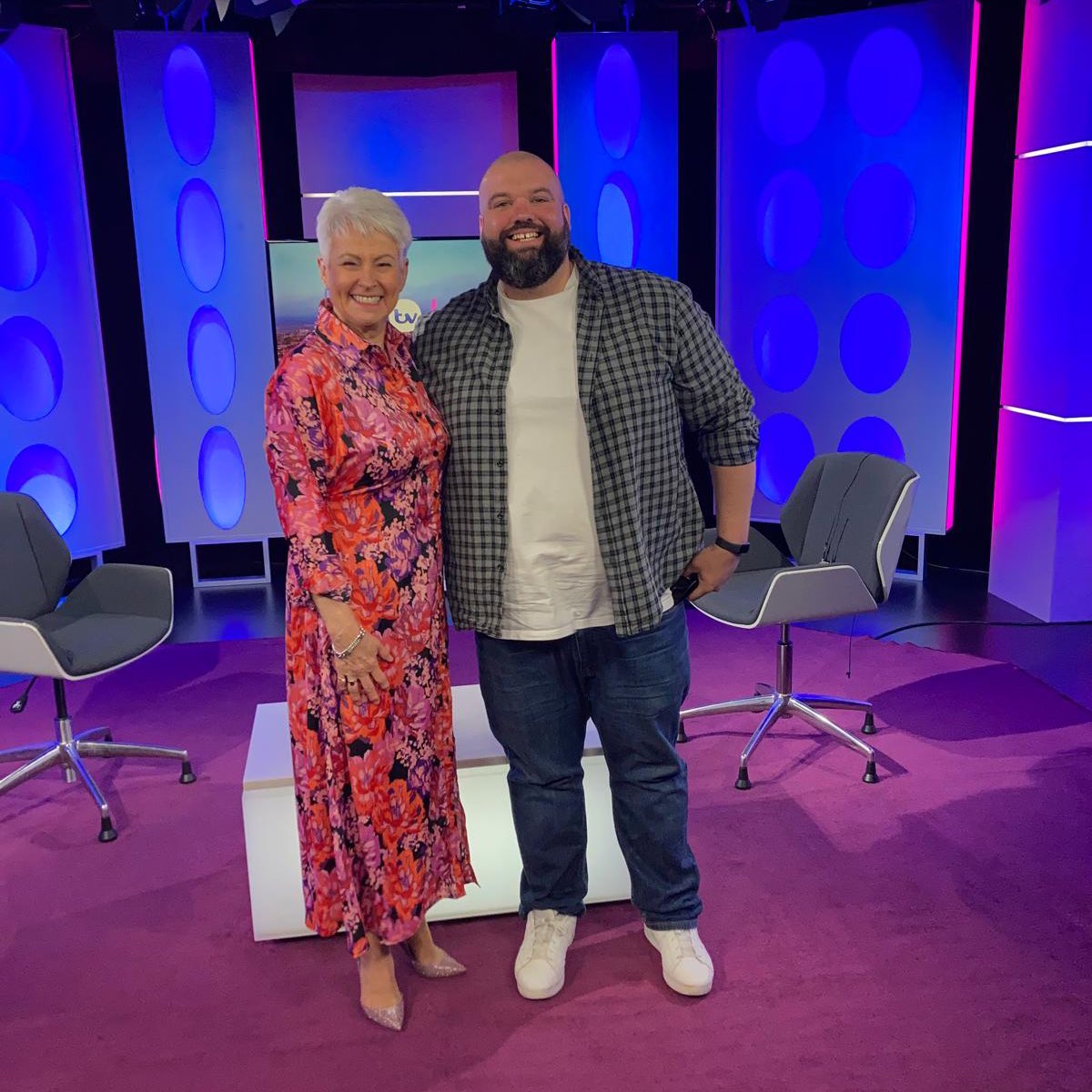 PAM &amp; DAVY! I’ll be on UTV Life tonight with the legendary Pamela Ballantine to chat about my Roleplay tour!  Catch us tonight at 7pm and grab any tickets here:

davidhullpromotions.com/event/45/dave-…

#UTVLife