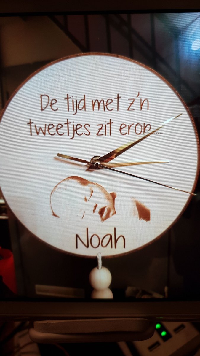 StHouVastNL's tweet photo. Retweet = ❤️
Raad en win! #TwitterHelpt
#Prijsvraag:wat komt er binnen vandaag bij Twitterhelpt?
* Hint: we hebben er allemaal plezier van bij Twitterhelpt
Prijs: 3 keuzes:
➡️een klok op hout of
➡️bord met opener en afbeelding/tekst naar keuze of
➡️foto/tekst op max a4 formaat door @LovePeanut5
De prijsvraag loopt tot het moment dat we onthullen wat er binnen is gekomen en iedereen mag reageren !!!
🥳🥳
@DimitriVistick @LovePeanut5 @Hind45915964 @MaritzaVisser @FlyingBianca