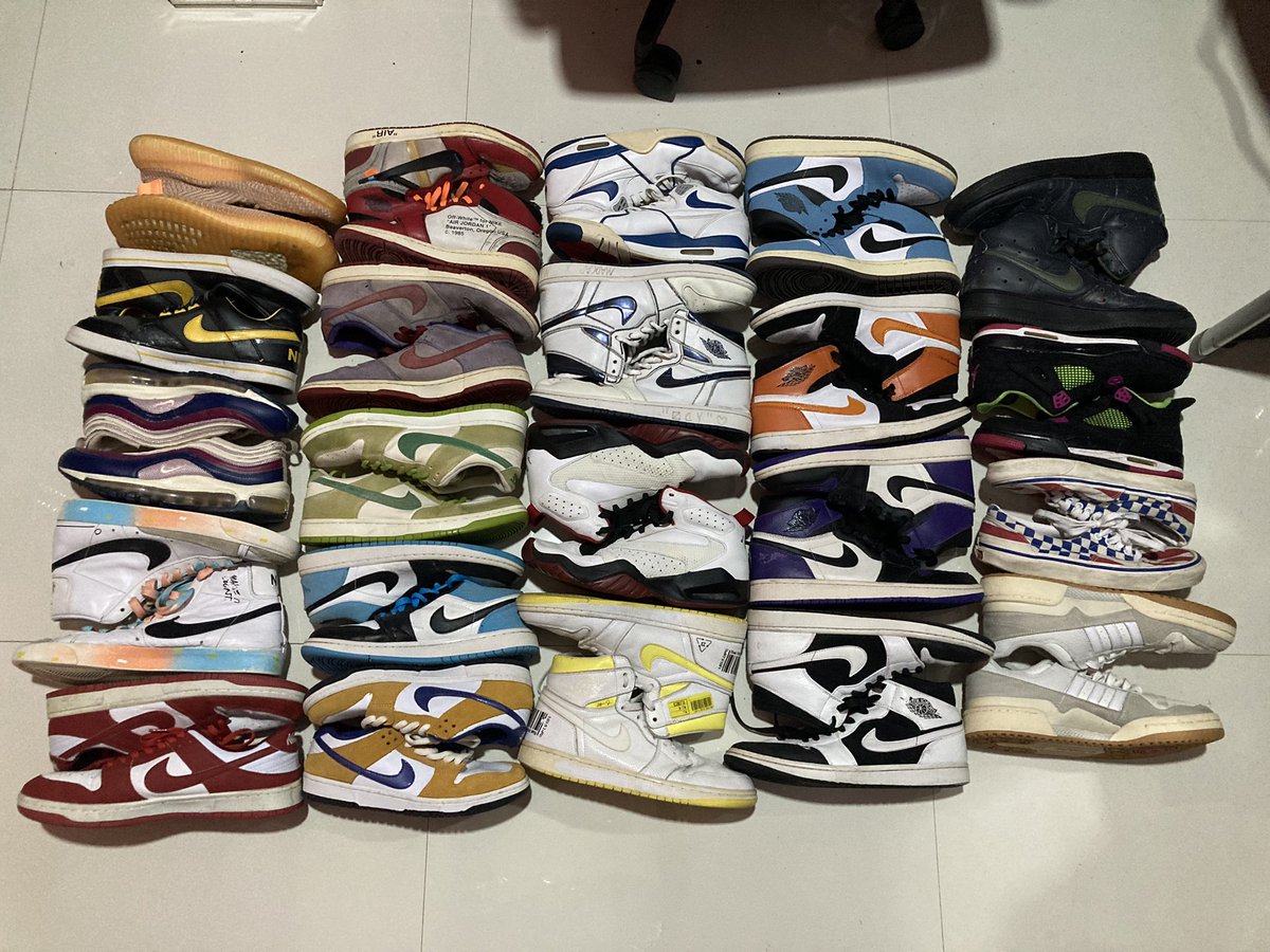 SamiAdji12's tweet photo. edisi mau keluarin sepatu dari rumah. Cocok kalau mau dijual lagi bisa kok🤤
note : kalau beli semua lebih murah
Harga : • ambil semua 23 pasang : Rp 5.750.000
 • Kalau satuan : Rp 300.000
Kalau ambil semua mau nego tipis silahkan. Minat? Wa 085717760021 atau dm ig @sambtbx https://t.co/GZ9sHUHmDc