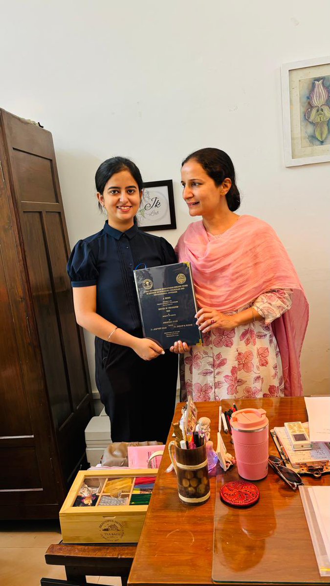 jklab_pu's tweet photo. Another milestone for JK Lab! 
@Arshpreetkaur08 successfully submitted her thesis entitled ‘Study on Phenolics Biosynthesis specific genes in Orchids: An Integrated Molecular and Phytochemical Approach’ for the award of PhD degree. 
@sembi_jk @OfficialPU 
@PhDVoice 
#PhinisheD https://t.co/grvuc2i7Lr