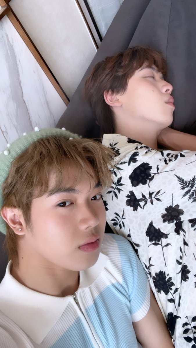 นอนเพิ่มพลังความหิววว!!! 
<a href="/vvitphr/">Vv wewishhhhh</a>