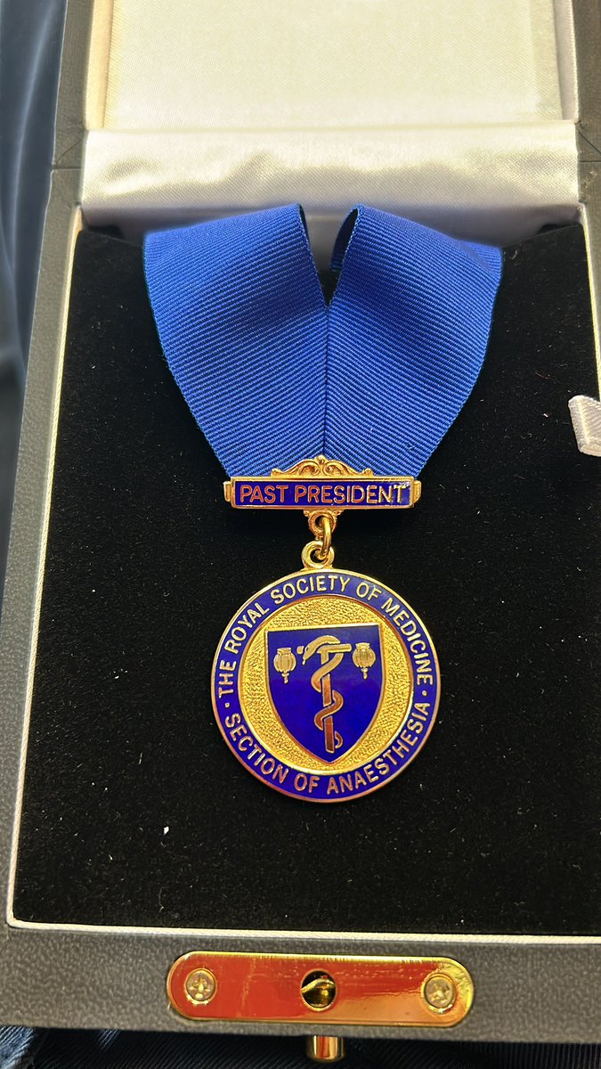 AnaesthesiaRsm's tweet photo. Before today's Head And Neck Anaesthesia meeting, Section President Bernie Liban presents Prof Andrew Hartle with his Past President's medal https://t.co/V53YF4lYxB