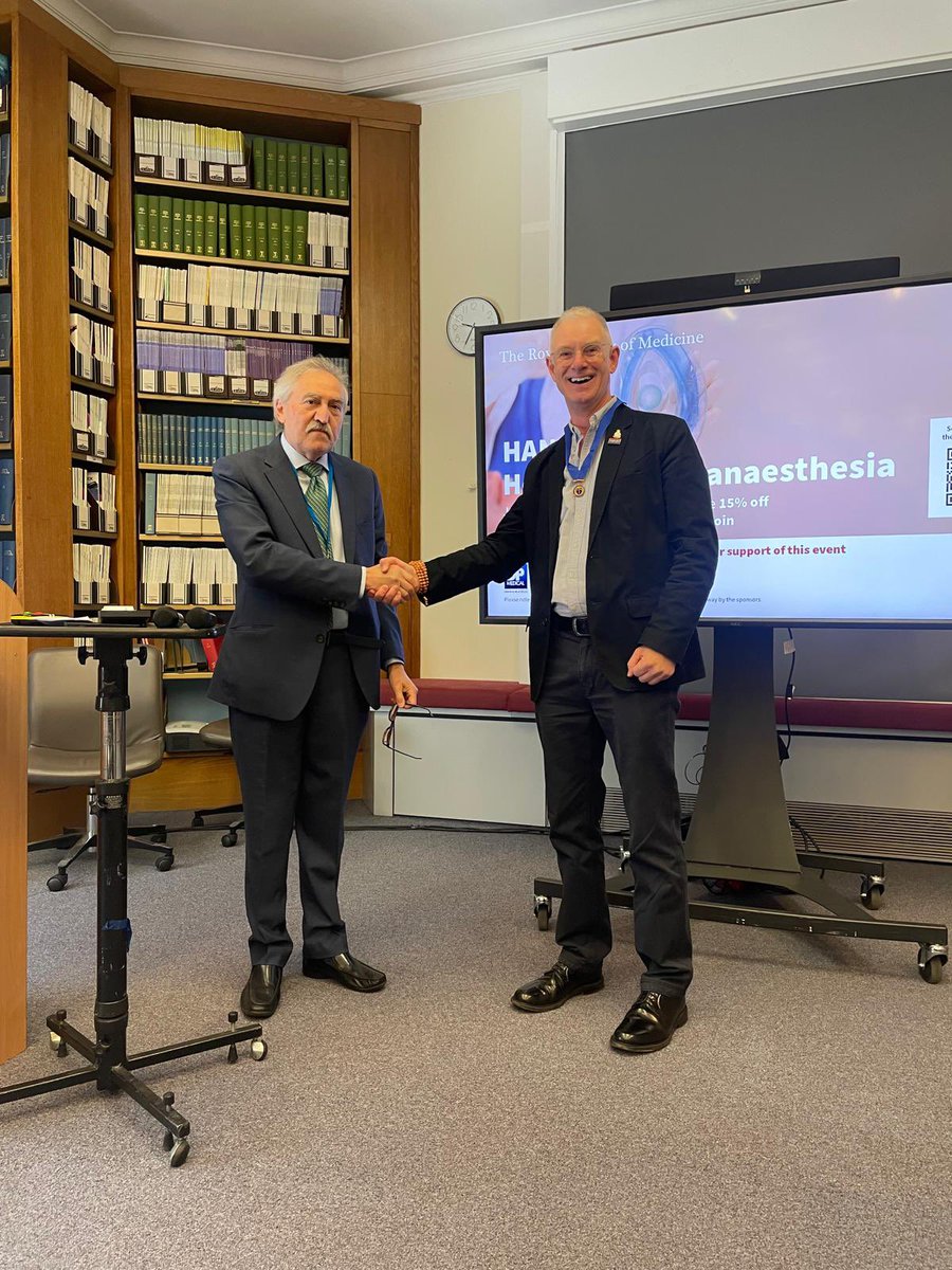 AnaesthesiaRsm's tweet photo. Before today's Head And Neck Anaesthesia meeting, Section President Bernie Liban presents Prof Andrew Hartle with his Past President's medal https://t.co/V53YF4lYxB