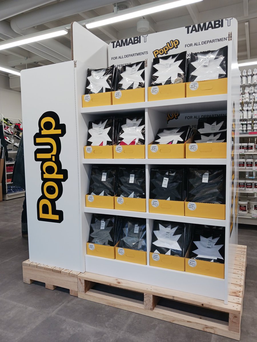 【TAMABI-T再入荷!!】
発売より大好評をいただき、
長らく在庫切れだったTAMABI-Tが
本学八王子キャンパス世界堂についにカムバック！

6月10日（月）午後　販売開始（予定）

人気色を中心に再入荷の予定です。
この機会にぜひご覧ください👕✨

今後、上野毛キャンパス世界堂でも発売予定です！