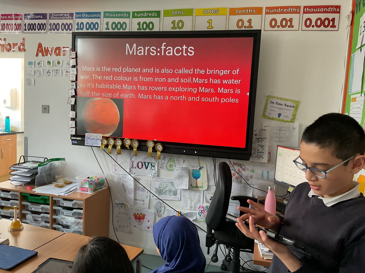 MayflowerSch's tweet photo. We have been performing presentations about our planet for our #English space non-chronological report. We included a mini quiz at the end to test everyone what they had learnt! #uks2 #hockneyclass https://t.co/C8GAhNZXze