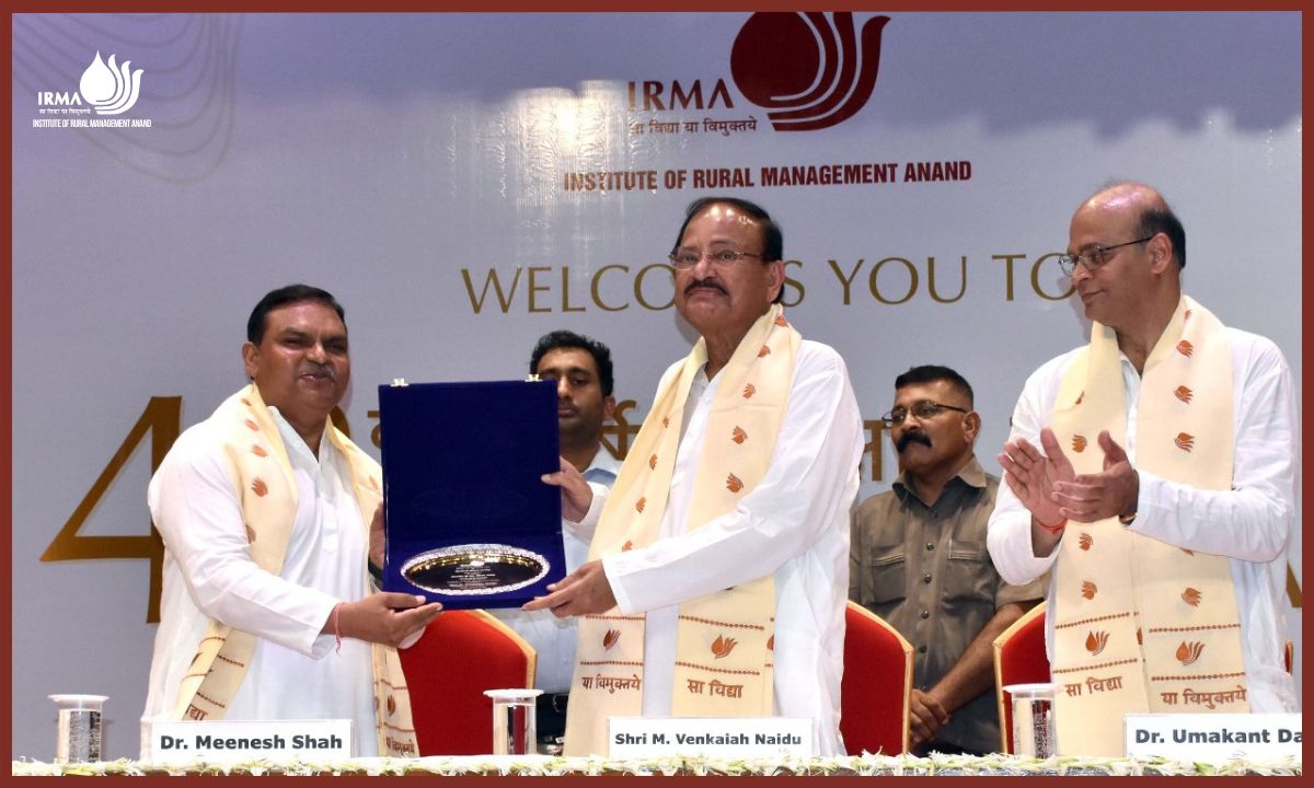 IRMAOfficial79's tweet photo. Shri M. Venkaiah Naidu, Hon’ble Former Vice President of India graced IRMA's 43rd Convocation Ceremony as the Chief Guest at the TK Patel Auditorium, NDDB. He was joined by Dr. Meenesh Shah, Chairman, IRMA &amp; NDDB and Dr. Umakant Dash, Director, IRMA. 

https://t.co/uHezxREgZo https://t.co/8xHVNIiYU2