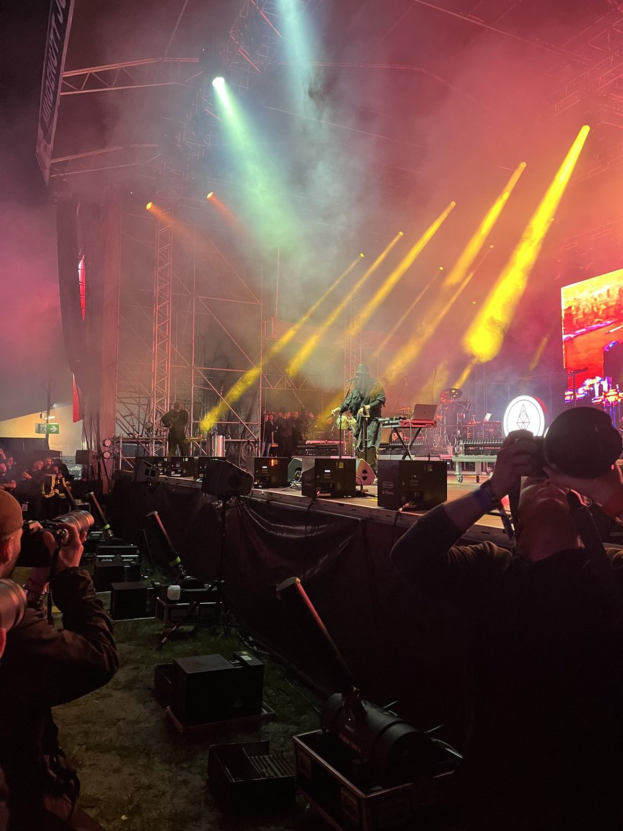 isolutionskft's tweet photo. Óriási bulival nyitotta meg a fesztiválszezont a SopronFest, mi pedig idén is ott voltunk, hogy a rendezvény élménye mindenki számára elsőrangú legyen! 🎪🎉

#Azariah #SopronFest #rendszergazda #informatika #rendszeruzemeltetes https://t.co/zD9ODGM4OX