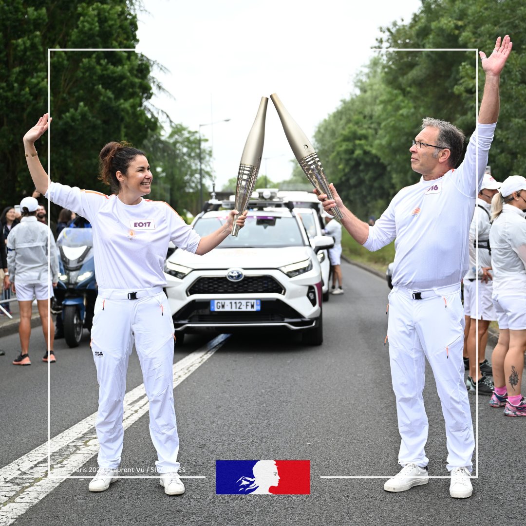 #Paris2024 | Retour en images 📸 sur les 4 premières semaines du #RelaisDeLaFlamme 🔥 avec nos porteurs de l'Etat qui ont représenté fièrement @sports_gouv aux étapes 07, 19, 21 et 25 ⤵