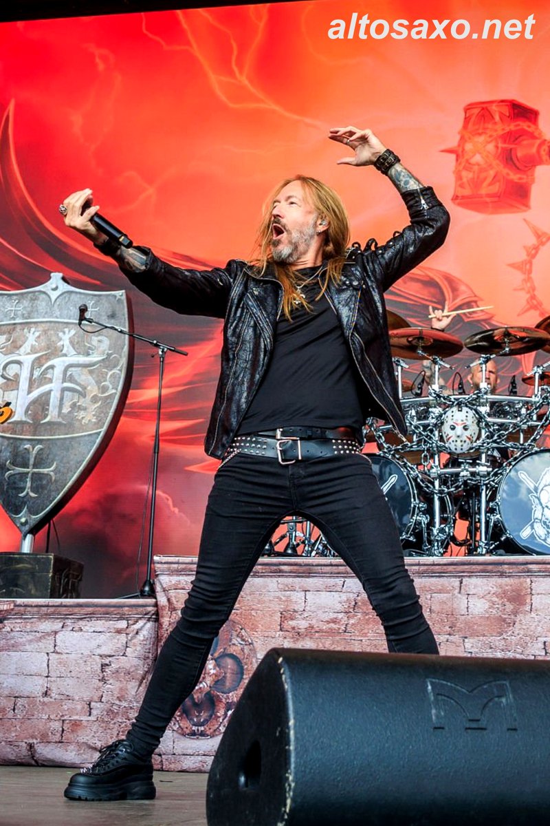 AltosaxoMusic's tweet photo. Joacim Cans of Hammerfall performs live at Trondheim Rocks 2024 at Dahls Arena in Trondheim, Norway on June 6, 2024. #Hammerfall #TrondheimRocks
ALTOSAXO Music Apparel
https://t.co/BQvVWUp4lJ https://t.co/Fmtb481LdQ
