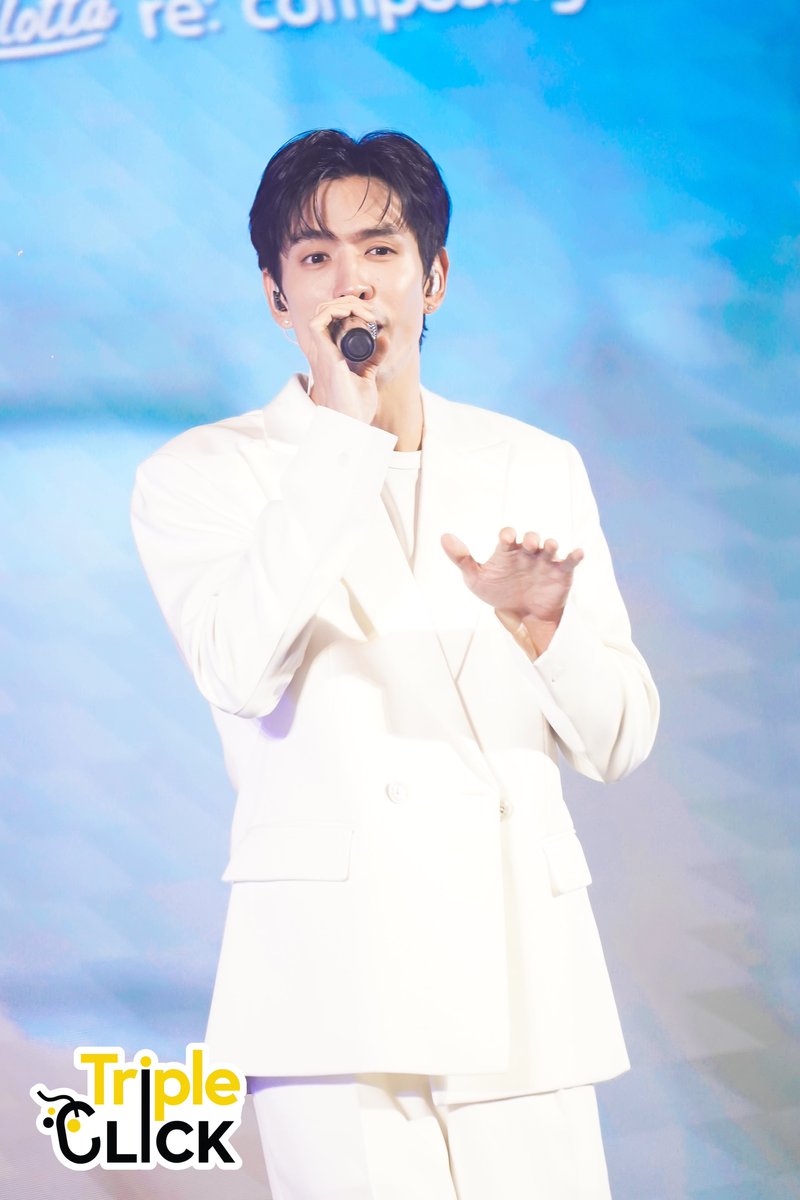 TripleclickTH's tweet photo. “ฟิล์ม ธนภัทร” ในงาน ไอ-เทล คว้าแบรนด์พรีเซนเตอร์ เบลลอตต้า(Bellotta) อาหารแมวสูตรพรีเมียม และ เชนจ์เตอร์ อาหารแมว-สุนัข เป็นมิตรต่อไต ตอบโจทย์เทรนด์ “Pet Humanization
PRESENTS BELLOTTA X FILM
#FilmPresentsBellotta #ฟิล์มธนภัทร #FilmThanapat #bellotta #Changeater #itail https://t.co/IqogQbWLoN