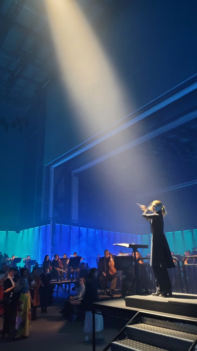 AdamComstive's tweet image. Loved this. Absolutely unique way to experience orchestral music. Spent much of the time with our head in the bass bins.
