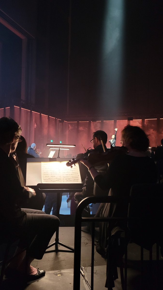 AdamComstive's tweet image. Loved this. Absolutely unique way to experience orchestral music. Spent much of the time with our head in the bass bins.