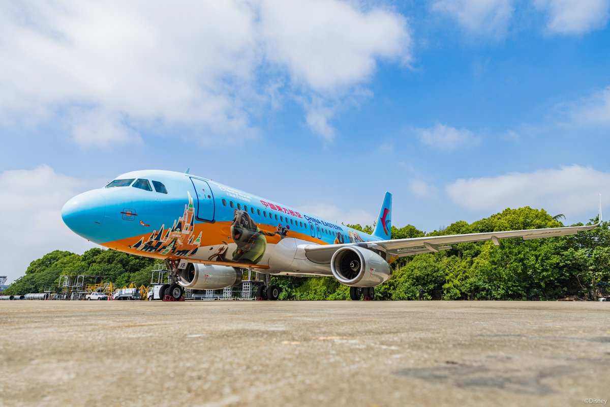 ディズニー ディズニー・ #ズートピア 号」初公開🌟/ #上海ディズニーリゾート と