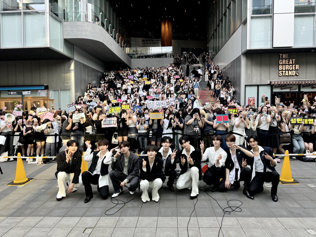CRAVITY_JP's tweet photo. [🗺️]
#CRAVITY_Around_Tokyo
2024.06.07 
#SHIBUYA
SHIBUYA STREAM
INARIBASHI SQUARE

#CRAVITY #LUVITY
#크래비티 
#CRAVITY_SHOWOFF https://t.co/fgUh68RnH7