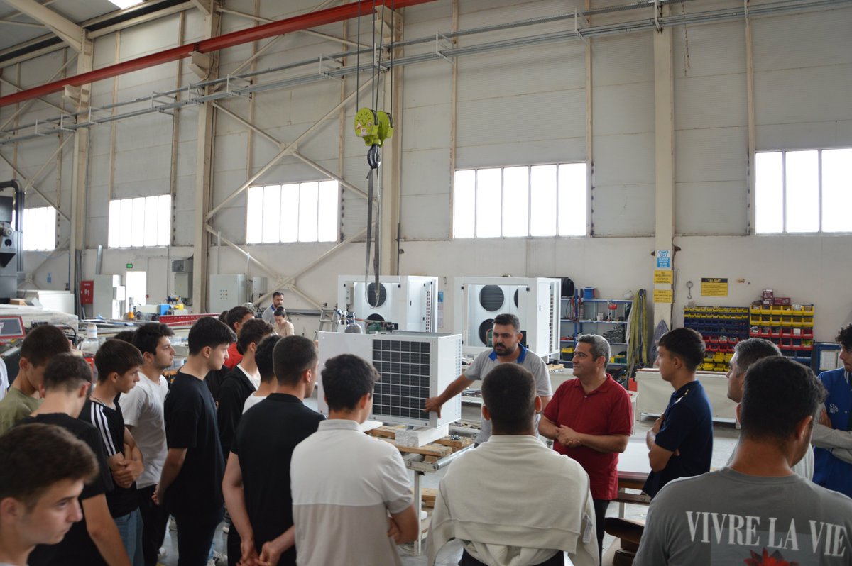 frisavtr's tweet photo. Ziyaretleri için Balıkesir Mimar Sinan Mesleki ve Teknik Anadolu Lisesi'ne ve öğrencilerine teşekkür ediyor, eğitim hayatlarında başarılar diliyoruz.

https://t.co/qLObVXRSMN https://t.co/W6ctIjUa0e