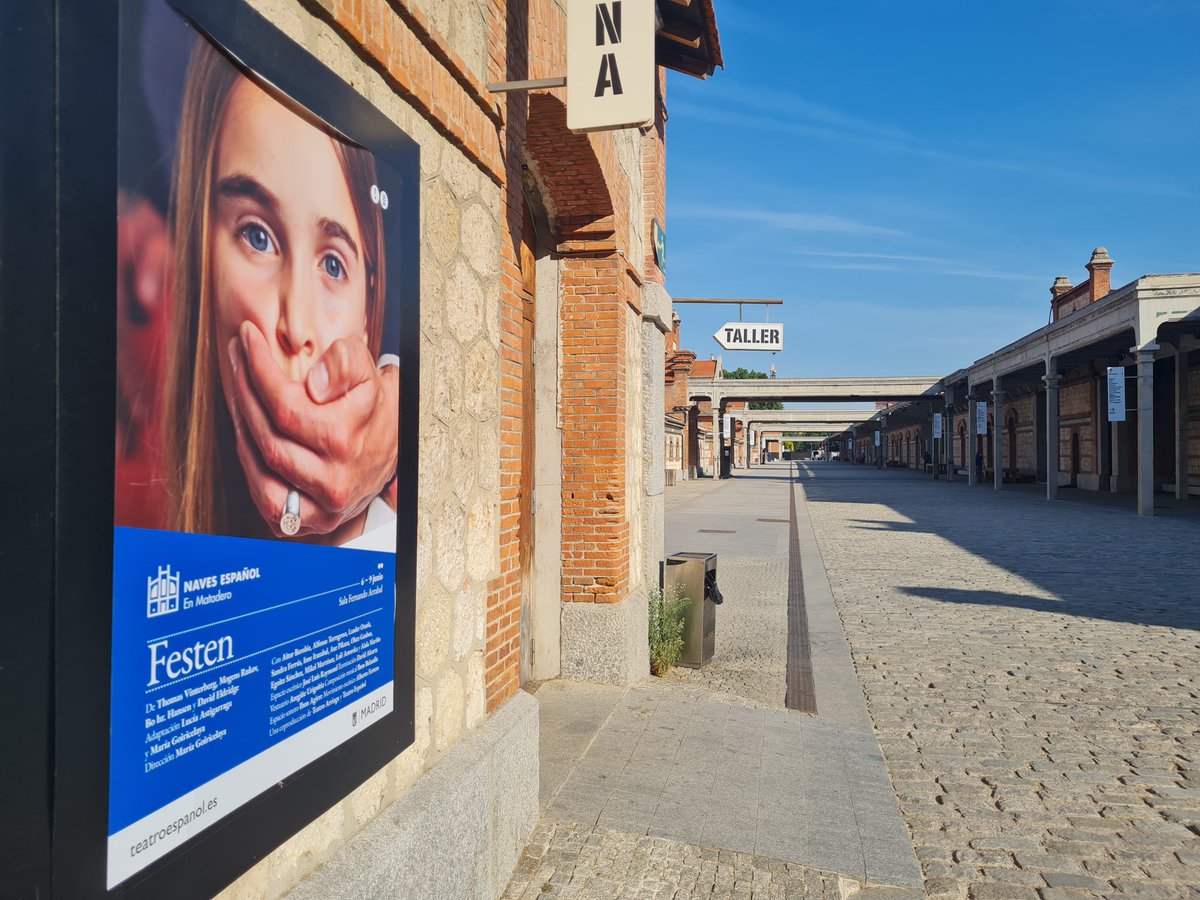 Tras recibir anoche los aplausos del público madrileño en el estreno, hoy vamos a por la segunda función de Festen en las Naves del Español, en Matadero 💪🏽
<a href="/MariaGoiricelay/">María Goiricelaya</a> <a href="/Mikel_MartinezA/">Mikel Martinez</a> <a href="/AnePikaza/">Ane Pikaza</a> <a href="/LanderOtaola/">LanderOtaola</a> <a href="/Lucia_Astigarra/">Lucia_Astigarraga</a> @EiderZR
#Bilbao #TeatroArriaga #Madrid