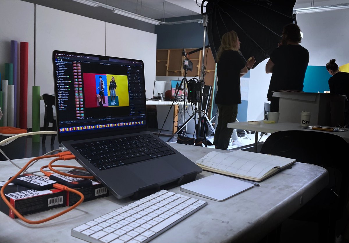 Euvrard_Loubser's tweet photo. 🎬 Studio setup for the day ✄💃🏻✨ Super Fun, playing with Cut-Outs collage effects 🎞😜 Onset editing with director @ger and @mixhael for an international shoe brand campaign 👟
#onsetediting #dit #onlocation #capetownfilmindustry #fcpx #finalcutpro #davinciresolve https://t.co/Y1QAmvLb7q
