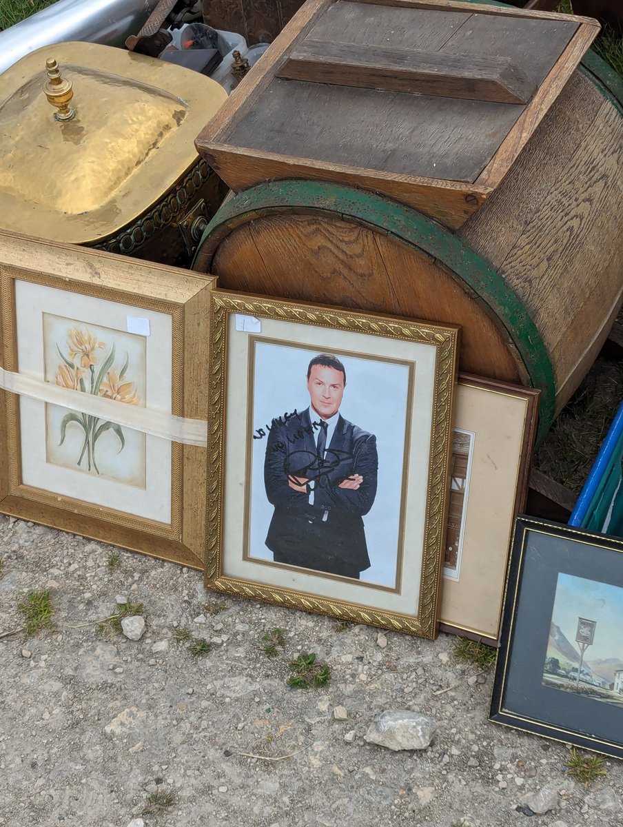 _EmilyBennett_'s tweet photo. Massive regret not picking this up at Newark Antiques Fair today 😭 @PaddyMcGuinness #PaddyMcGuinness https://t.co/j976Vt3F6K