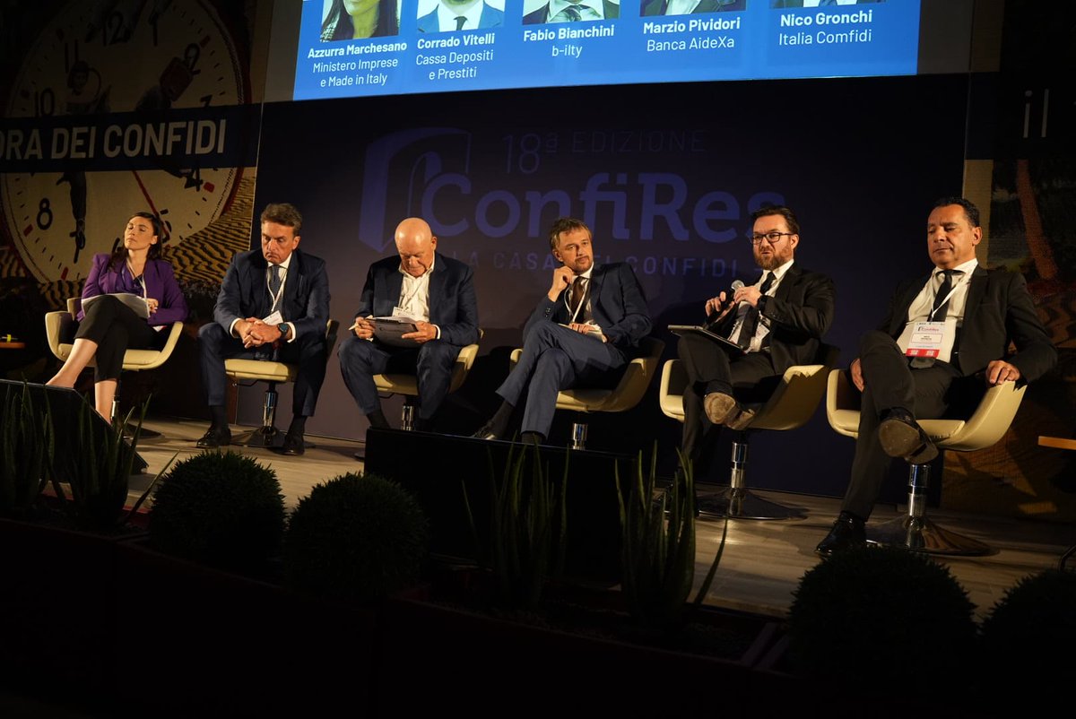 Confires tweet media