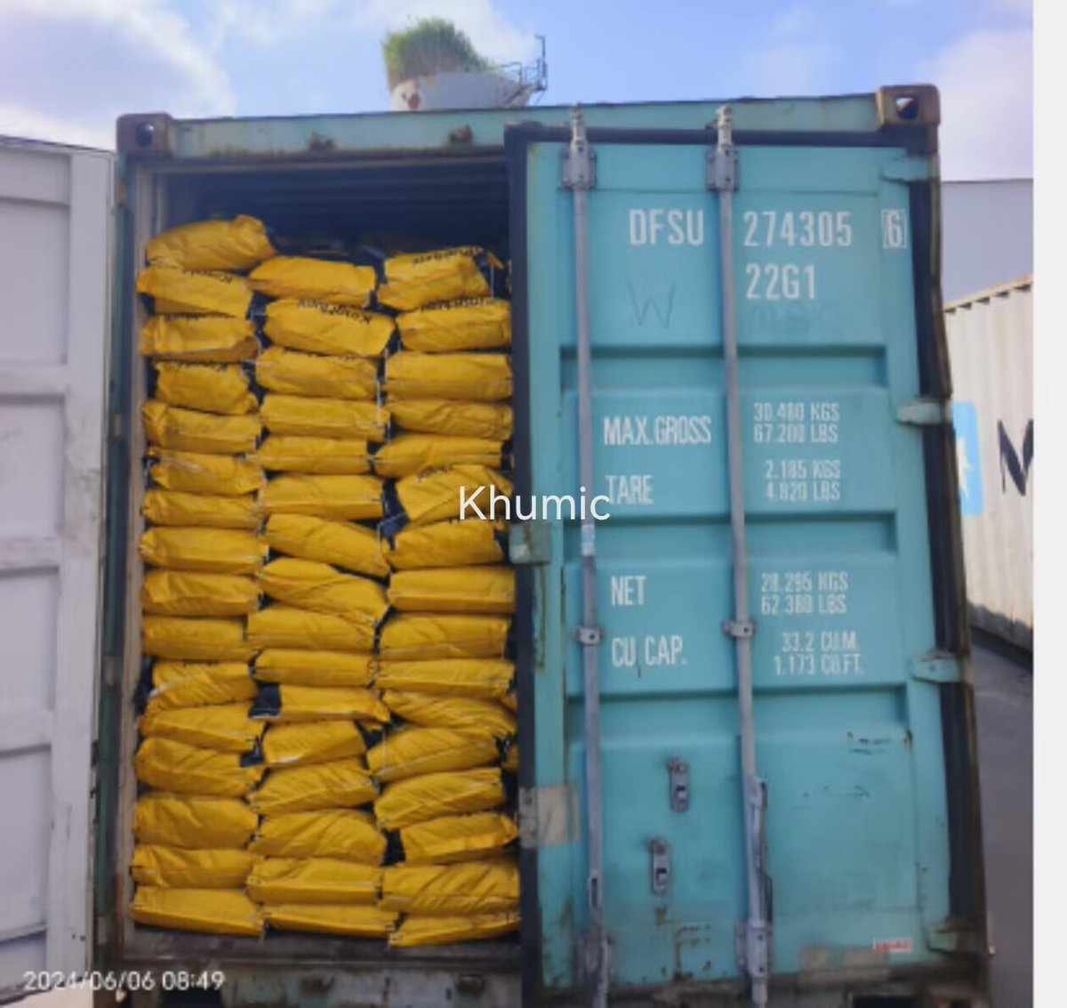 LvShengda's tweet photo. The goods arrived the port and were loaded into containers. #Khumic has an annual production capacity of more than 200,000 tons, help you seize the market ASAP! https://t.co/ZeuDVLXBaE
📲8618503872723📨Melisa@khumic.com
#humicacid #fulvicacid #organicfertilizer #biostimulant #npk https://t.co/CRX2wgdRxp