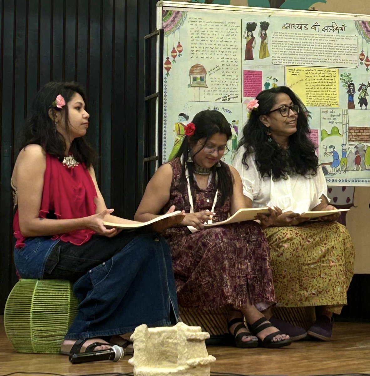 NirantarTrust's tweet photo. Day 2 of #YuvaSamvad starts with a Storytelling Performance, ‘इ se insaan, इ se Eid’—written and directed by Purva—and performed by our PACE facilitators and #YPE team.

It brought to stage a decades long story, collected through one of our pedagogical tools—the letter. https://t.co/Upb2SPFKRy