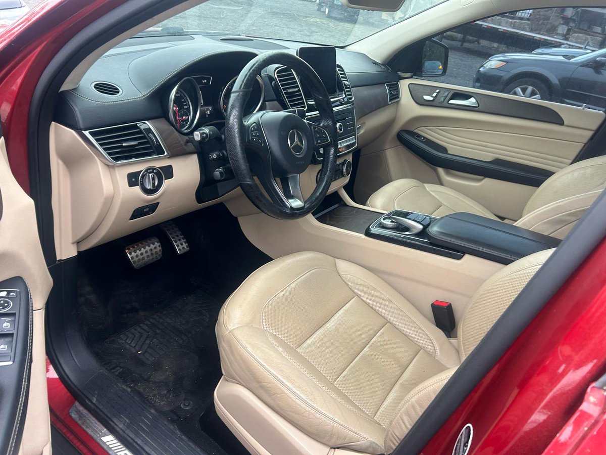 MinkailAutosLtd's tweet photo. This is available for sale 🇺🇸
#BuyNowNow or #AtArrival
2017 Mercedes Benz GLE 43. https://t.co/0ceHCPTTjW